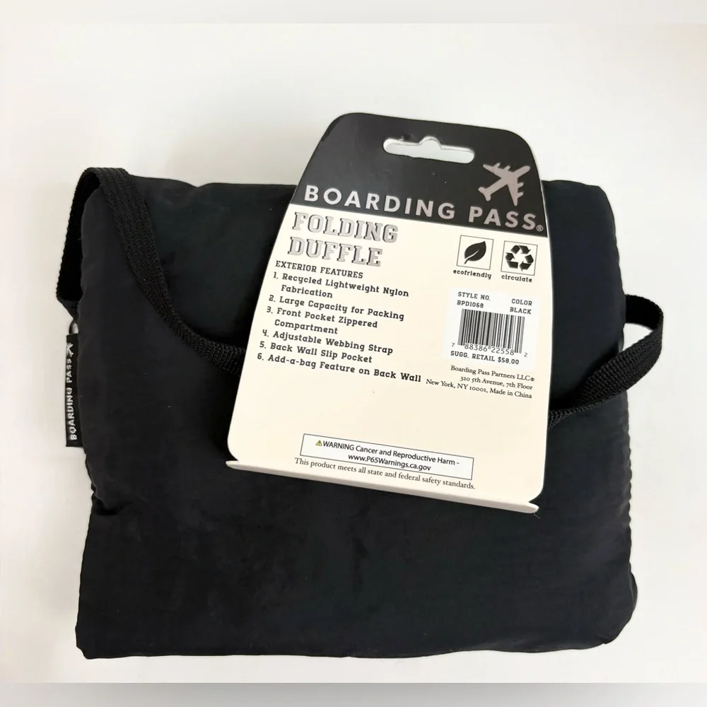 NWT Boarding Pass Black Packable Travel Lightweight Duffel Bag New With Tags